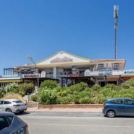 Renovated Two Bedroom In Riviera Close To The *